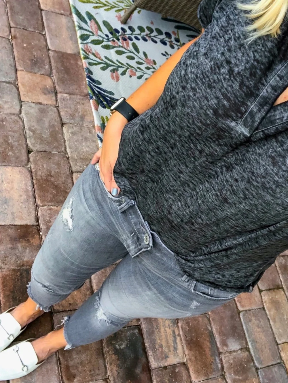 Express Mid Rise Skinny Jeans - Picture 6 of 8